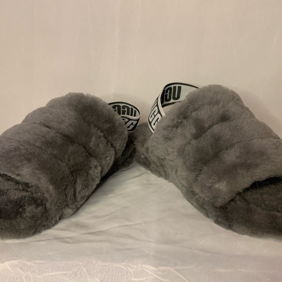 UGG gray fuzzy slides. Used in good condition. - Picture 2 of 4